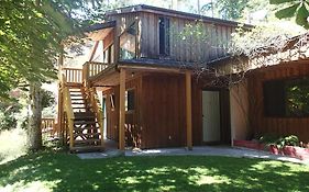 Cortes Island Motel